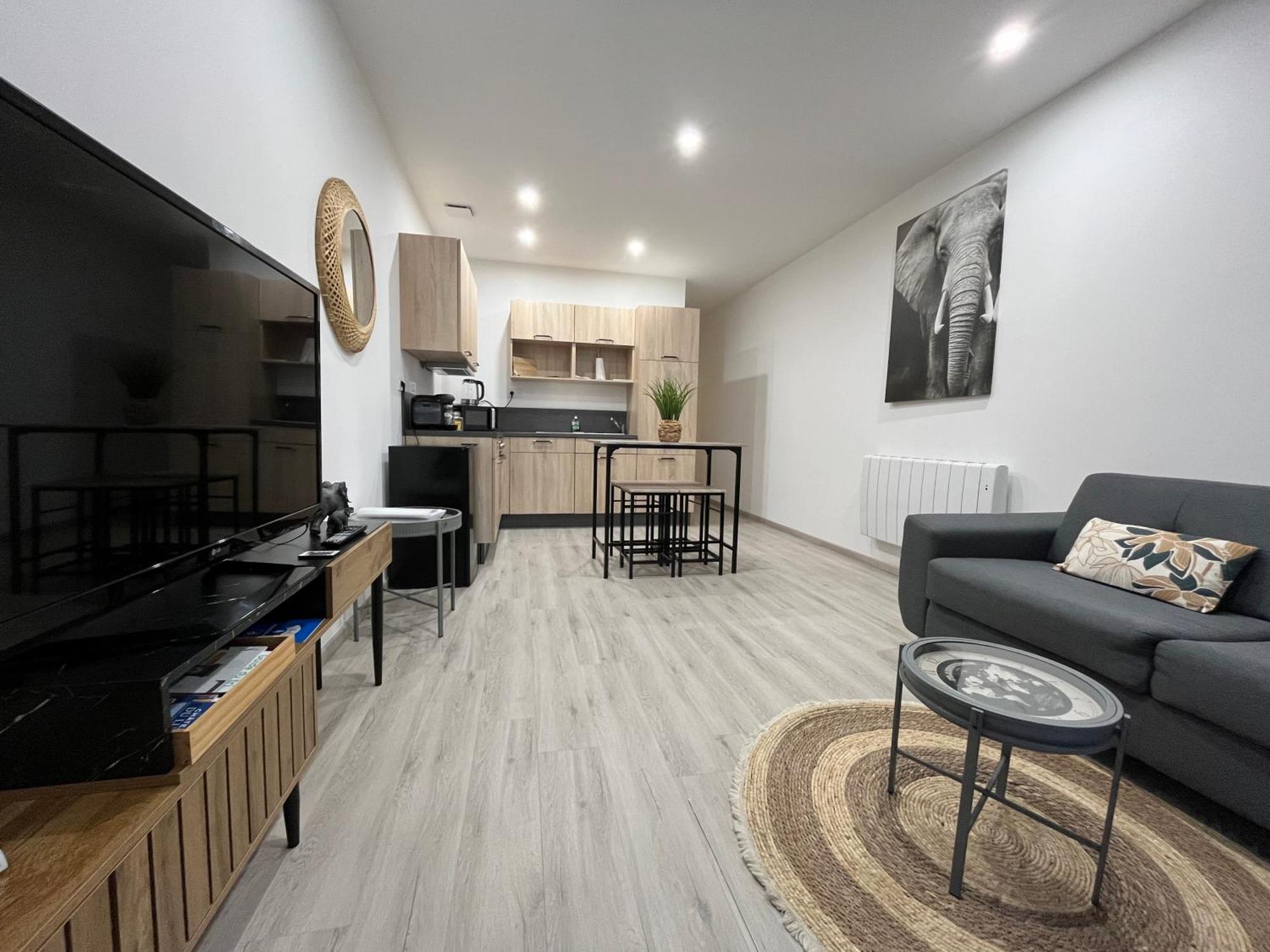 Le Mendes Apartman Évron Kültér fotó